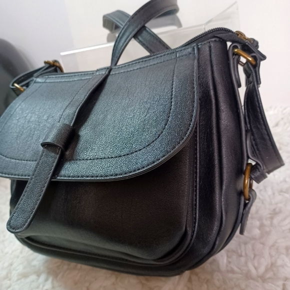 Bueno, Crossbody Flap Closure Bag, Color: Black - Picture 5 of 14